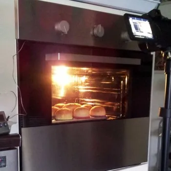 Das Dr. Almond Team - Ofenforschung