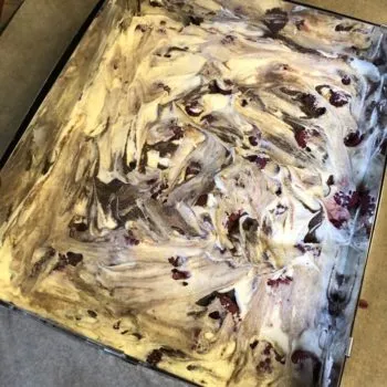 Recipe Cheesecake Brownies with Raspberries low-carb gluten-free keto