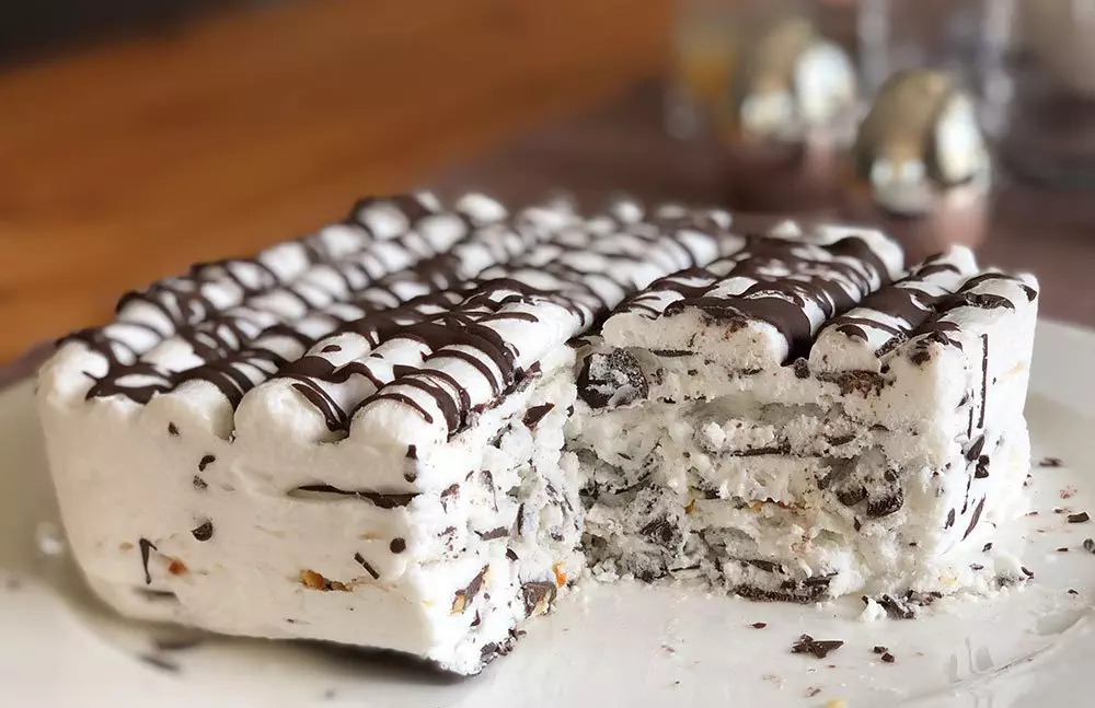 Recipe “Fluffietta“ – Ice Cream from Protein Fluff Egg White Fluff low-carb keto low-cal